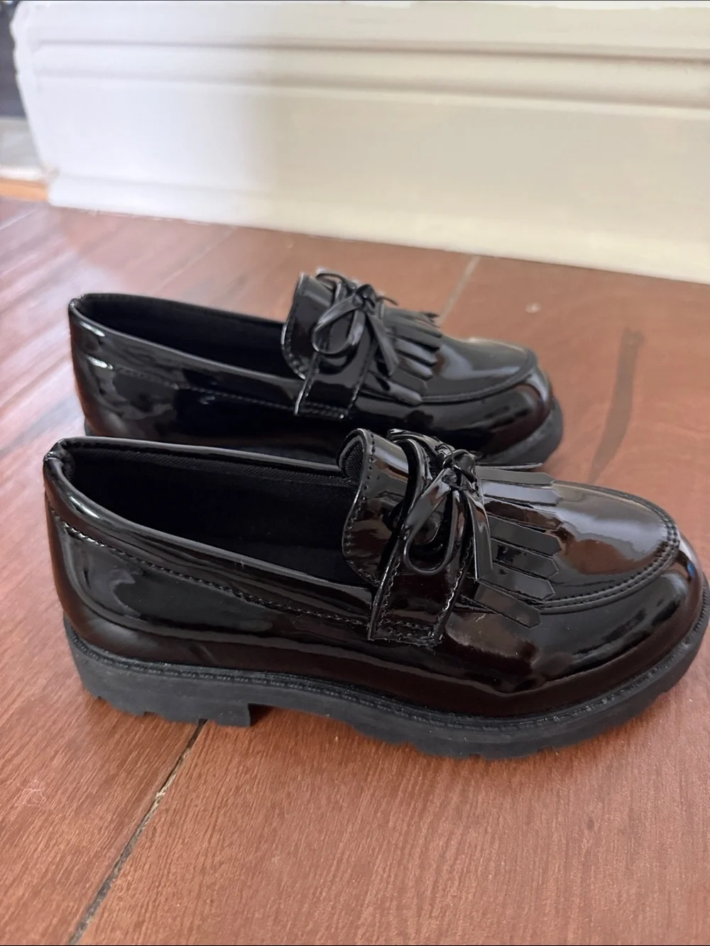 NEW Kids Black Patent Loafers with Fringe and Bow